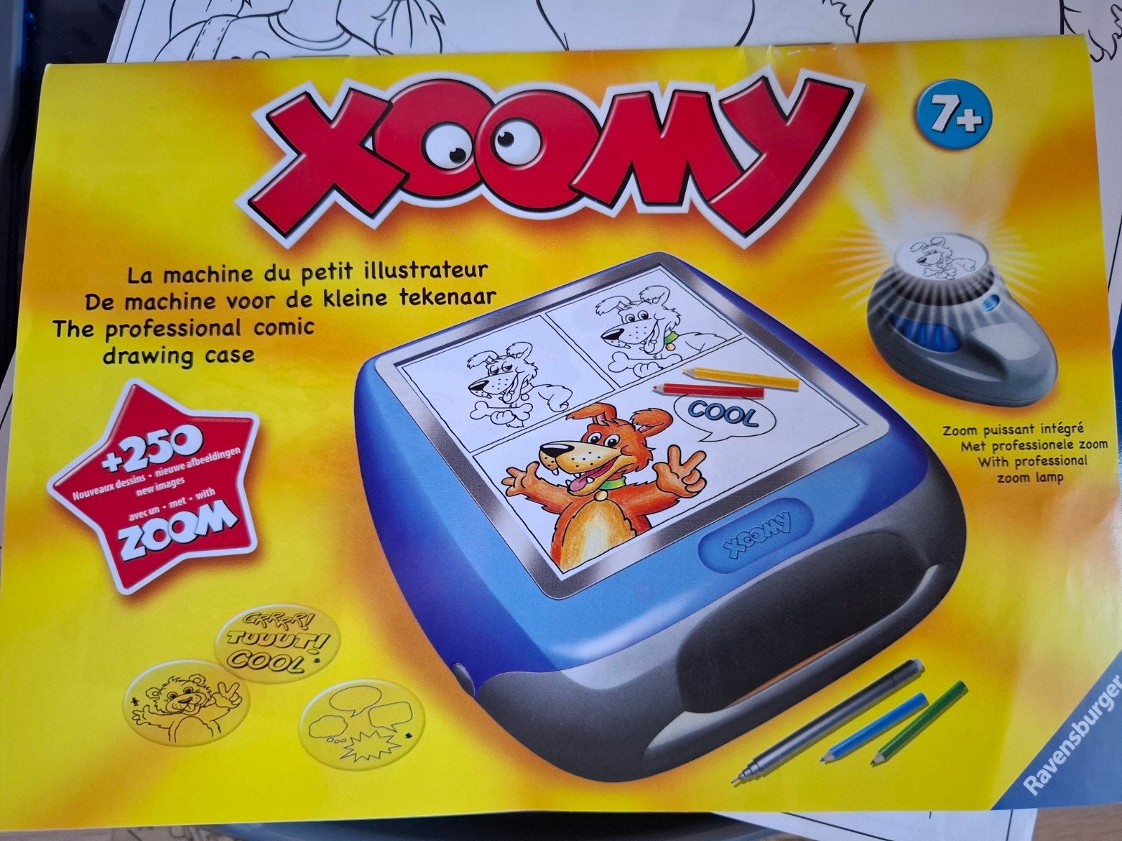 Xoomy Ravensburger tekentafel met projector en sjablonen, Ophalen, Gebruikt, Knutselen, Met licht