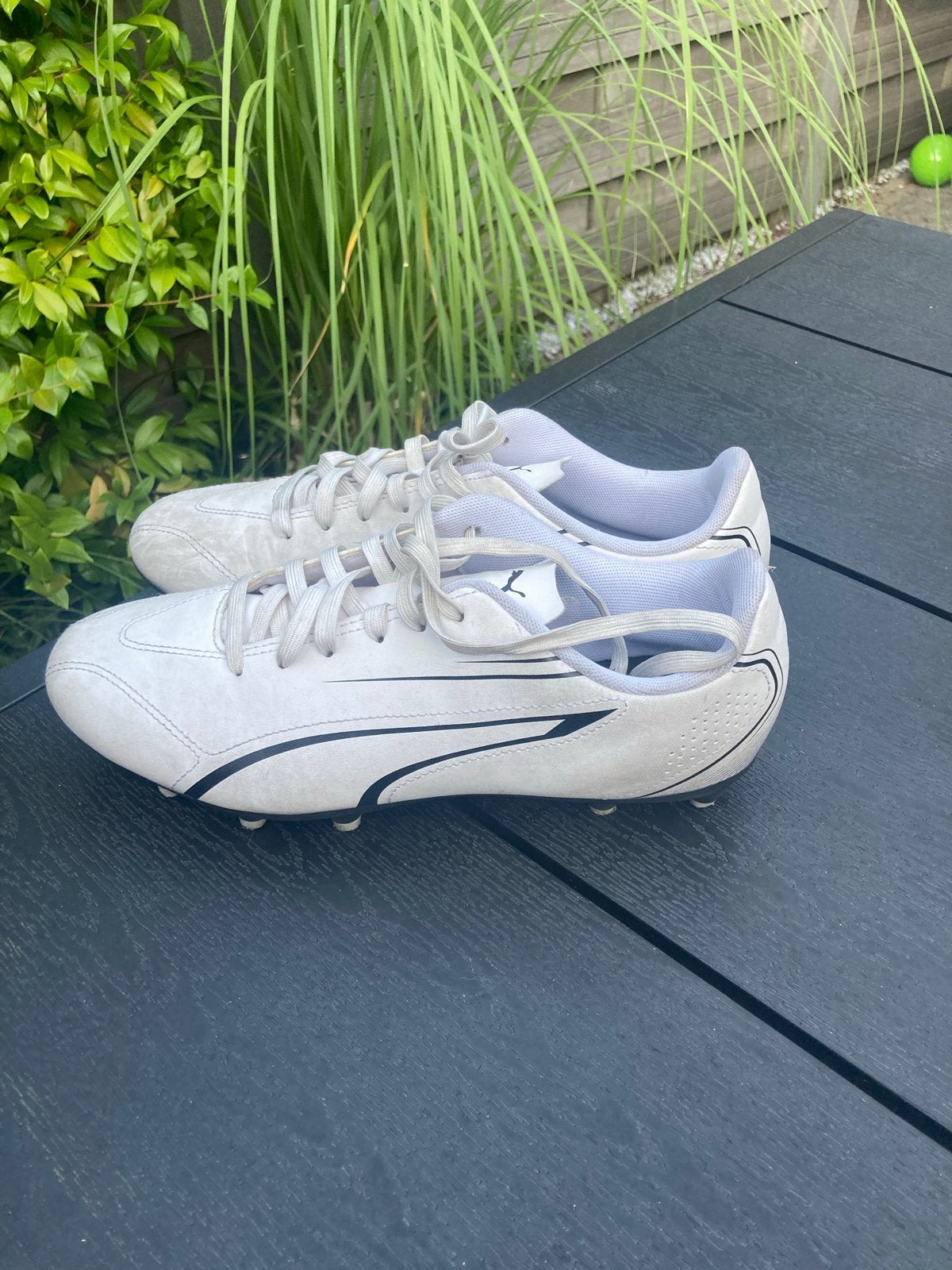 Puma voetbalschoenen - Maat 40, Sport en Fitness, Maat XS of kleiner, Ophalen of Verzenden, Gebruikt, Schoenen