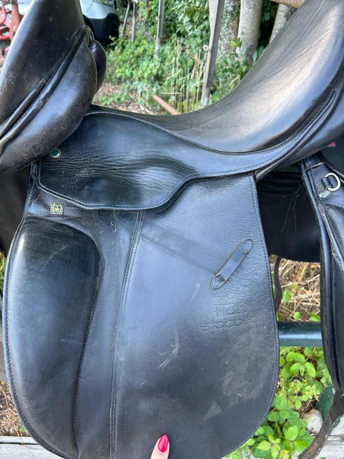 Partij fietszadels, kan ook op een paard, Ophalen