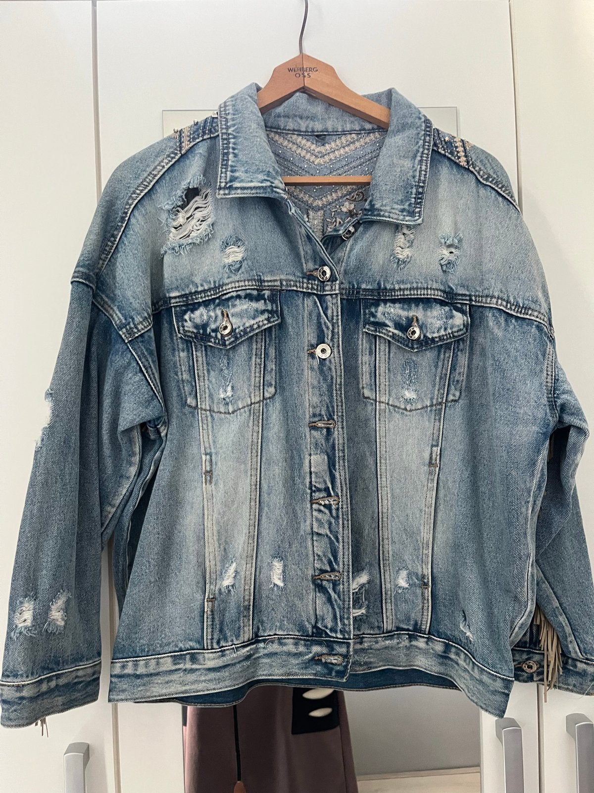 Stijlvolle Dames Jeansjas met Franjes en Borduurwerk, Ophalen of Verzenden, Zo goed als nieuw, Maat 46/48 (XL) of groter, Blauw