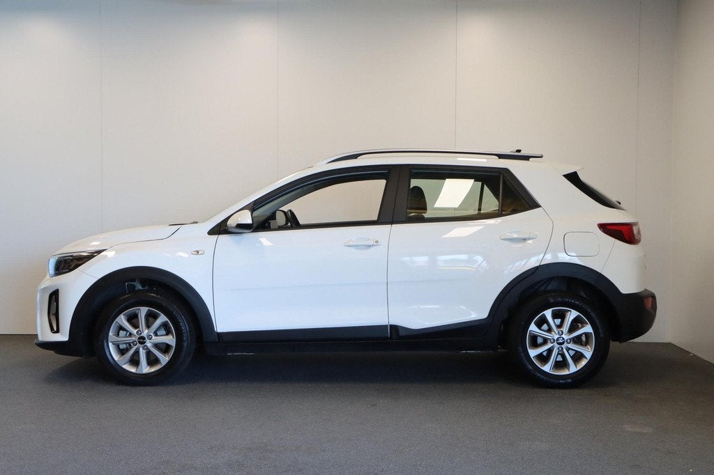 Kia Stonic 1.0 T-GDi MHEV DynamicLine, Voorwielaandrijving, 12 maanden, Adaptive Cruise Control, Wit