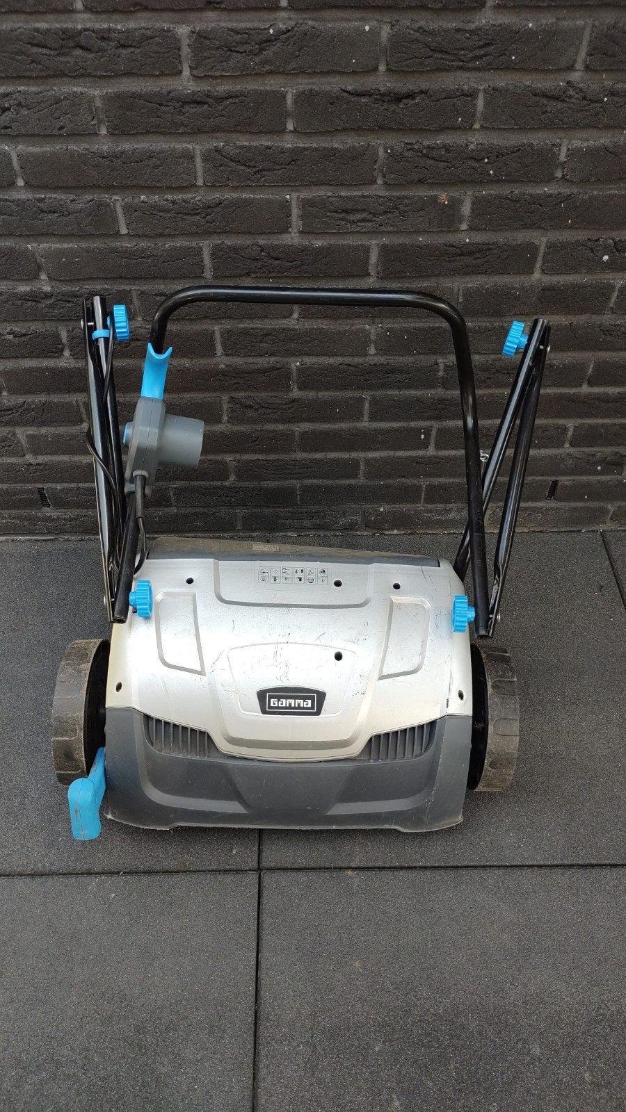 GAMMA Verticuteermachine V1332X2 - 1300W, 32cm, Ophalen, Cirkelmaaier, Gebruikt, Elektrische grasmaaier