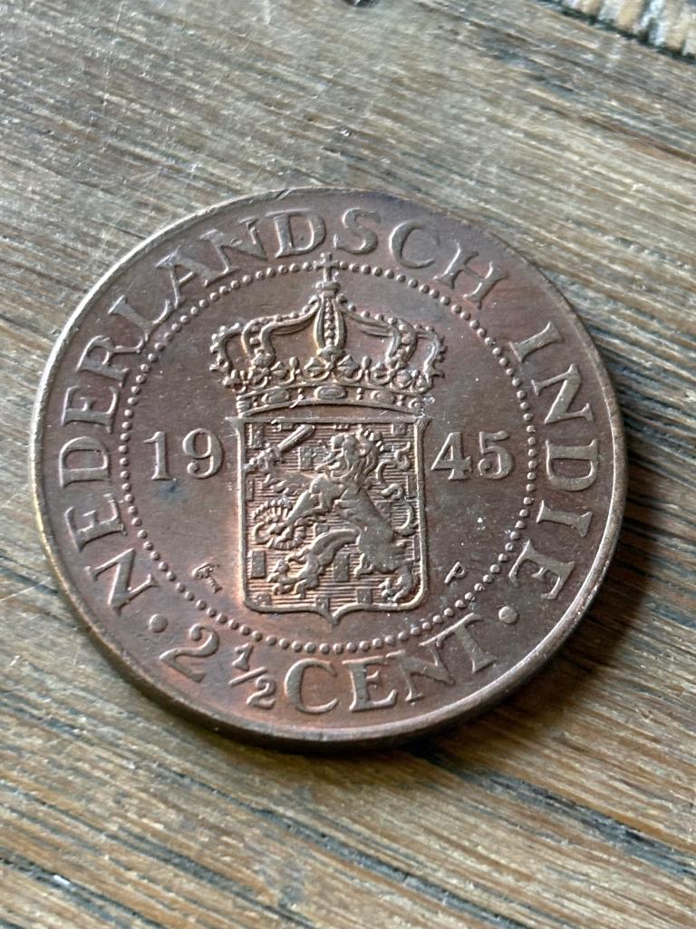 2 1/2 Cent 1945 nederlands indie, Ophalen of Verzenden, Koningin Wilhelmina, Overige waardes, Losse munt