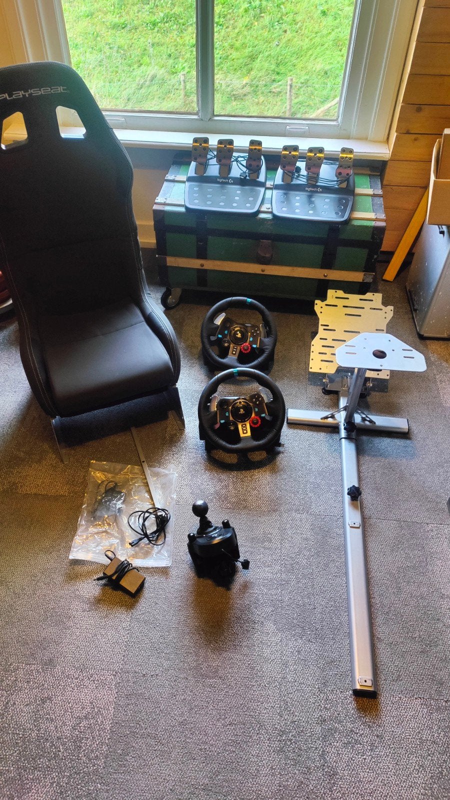 Logitech g29 racing simulator setup (met extra's), Ophalen, Zo goed als nieuw, Stuurtje of Sportattribuut, Xbox Series X
