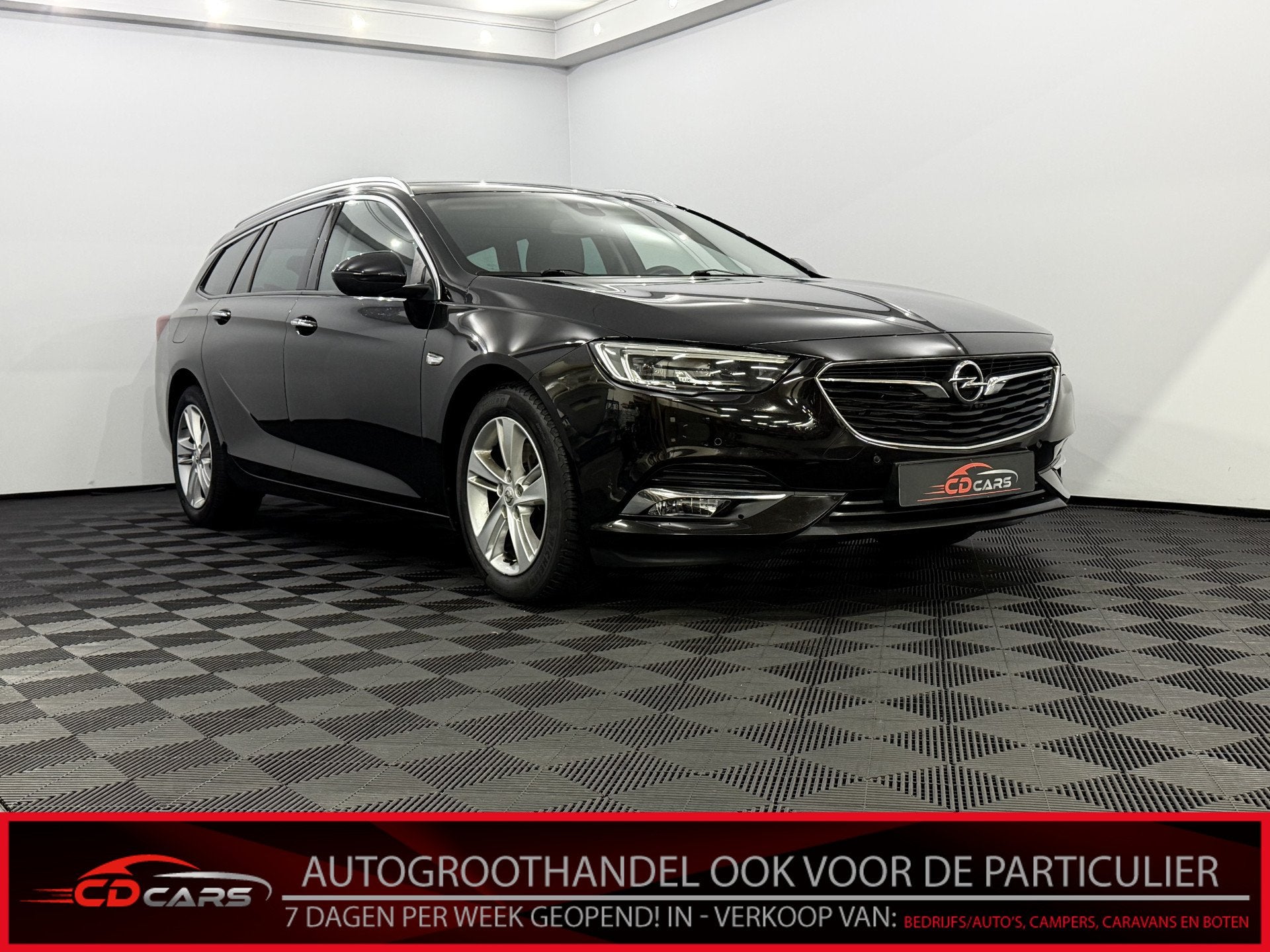 Opel Insignia Sports Tourer 1.5 Turbo Innovation Camera, App, 730 kg, Gebruikt, Euro 6, 4 cilinders