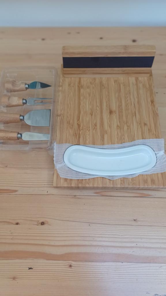 Kaasplank met hulpstukken, Ophalen