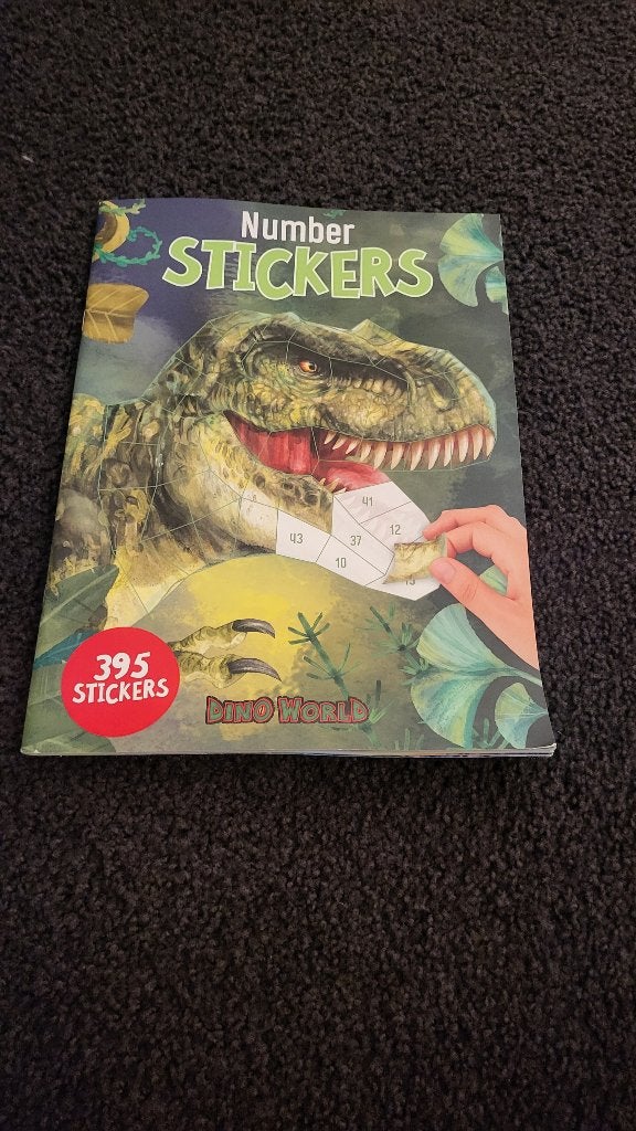 Dino world stickerboek, Ophalen of Verzenden, Nieuw, 3 tot 4 jaar
