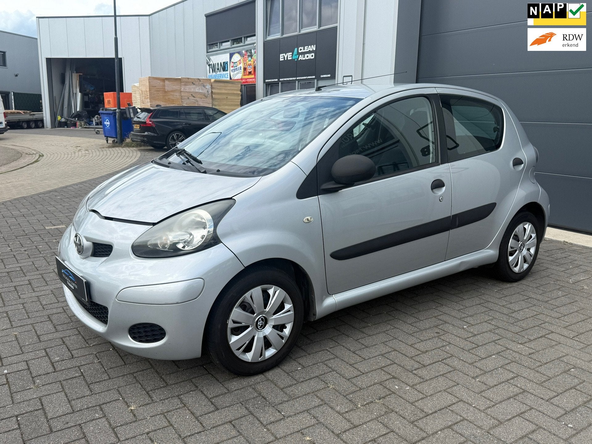 Toyota Aygo 1.0 1e EIG | AIRCO | NAVI | ELEKTR PAKKET | APK, Voorwielaandrijving, Stof, Gebruikt, 4 stoelen