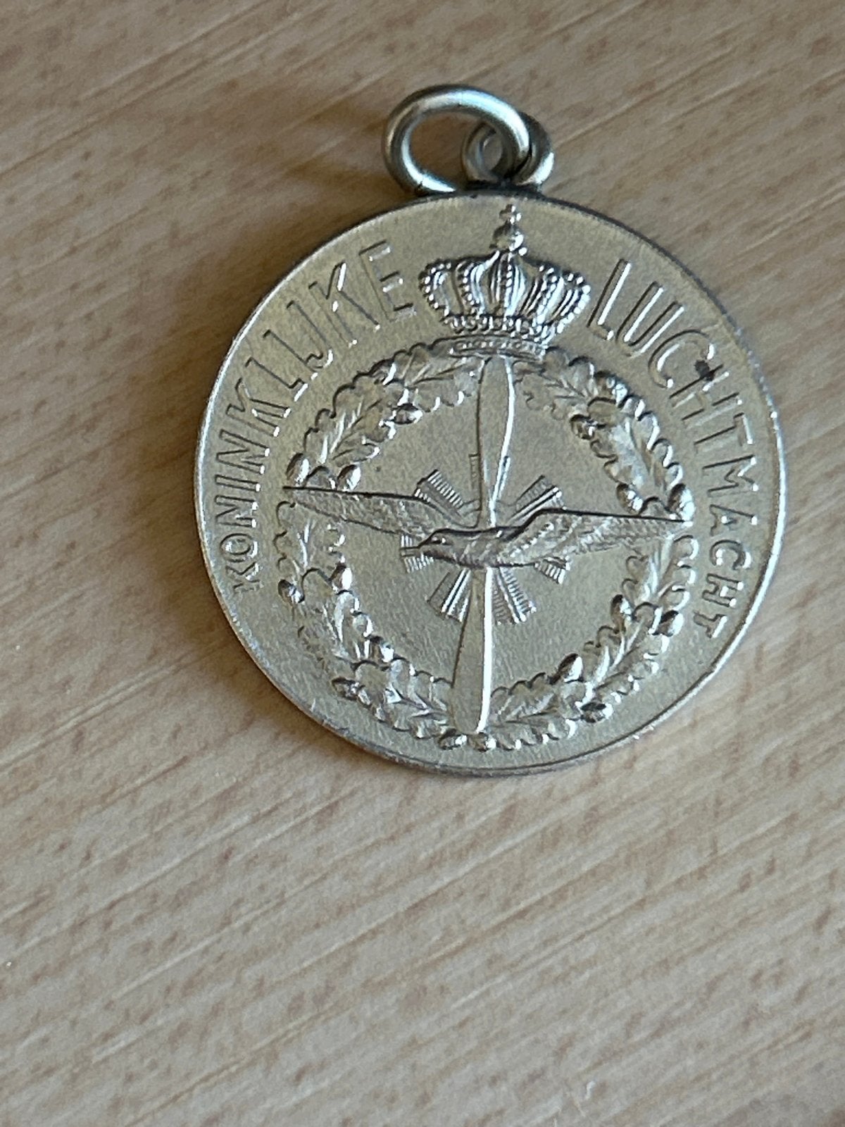 Koninklijke Luchtmacht Medaille - Zilverkleurig, Ophalen of Verzenden, Zilver, Nederland