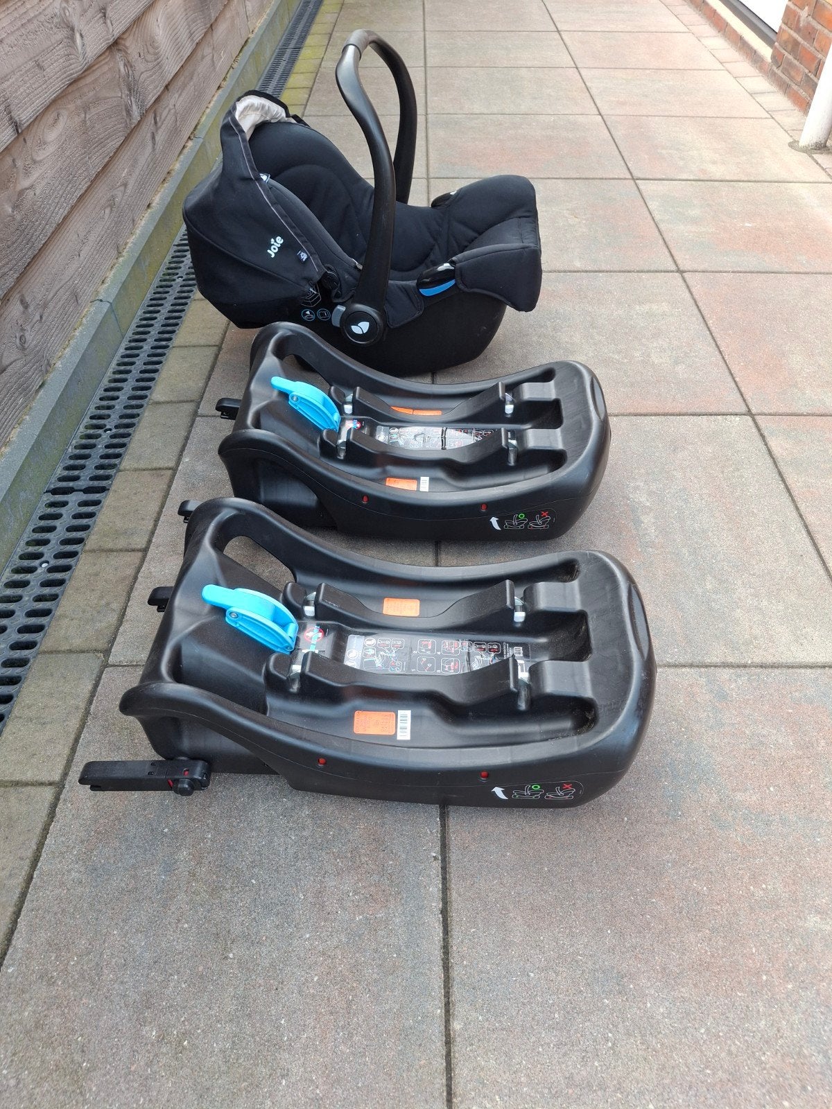 Joie gemm autostoel met 2 i bases., Autogordel of Isofix, Gebruikt, 0 t/m 13 kg, Ophalen