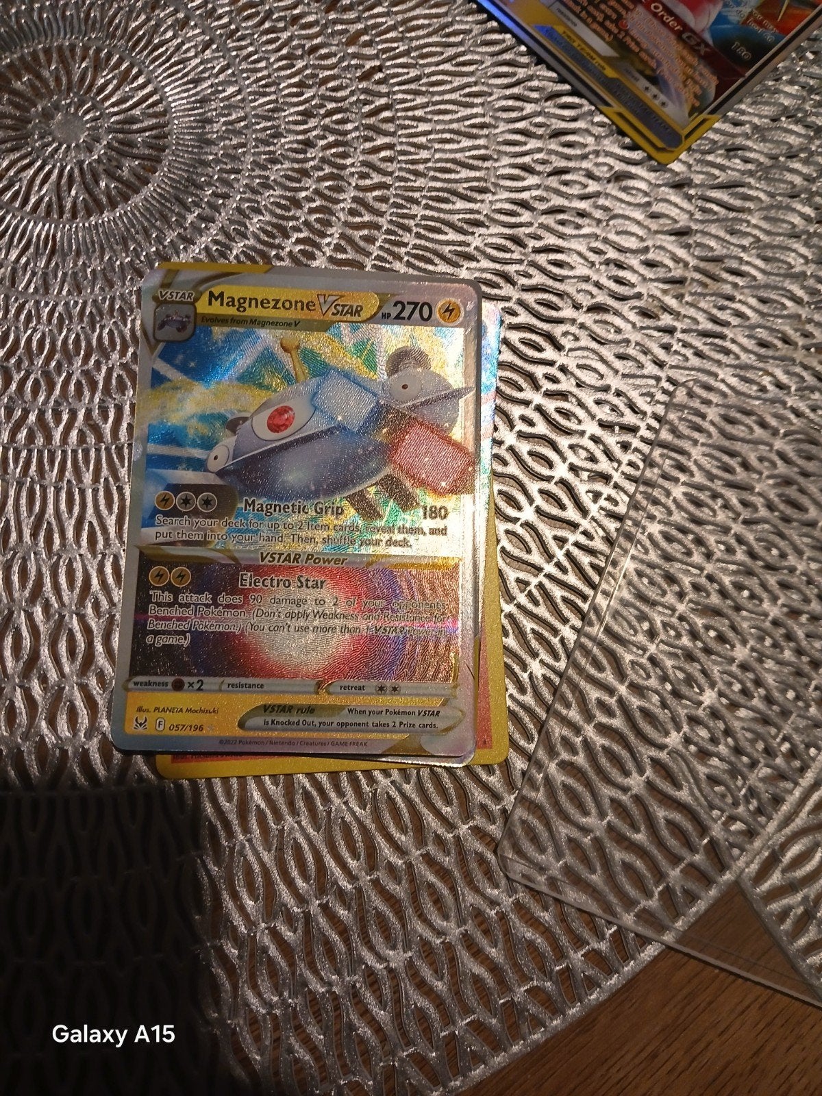 Magnezone VSTAR Pokémon Kaart 057/196, Ophalen of Verzenden, Zo goed als nieuw, Losse kaart
