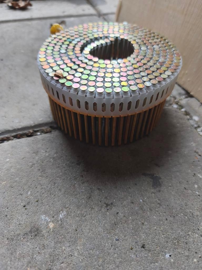 Rol spijkers 65 mm paslode, Doe-het-zelf en Verbouw, IJzerwaren en Bevestigingsmiddelen, Ophalen, Nieuw, Minder dan 50 mm, Spijkers