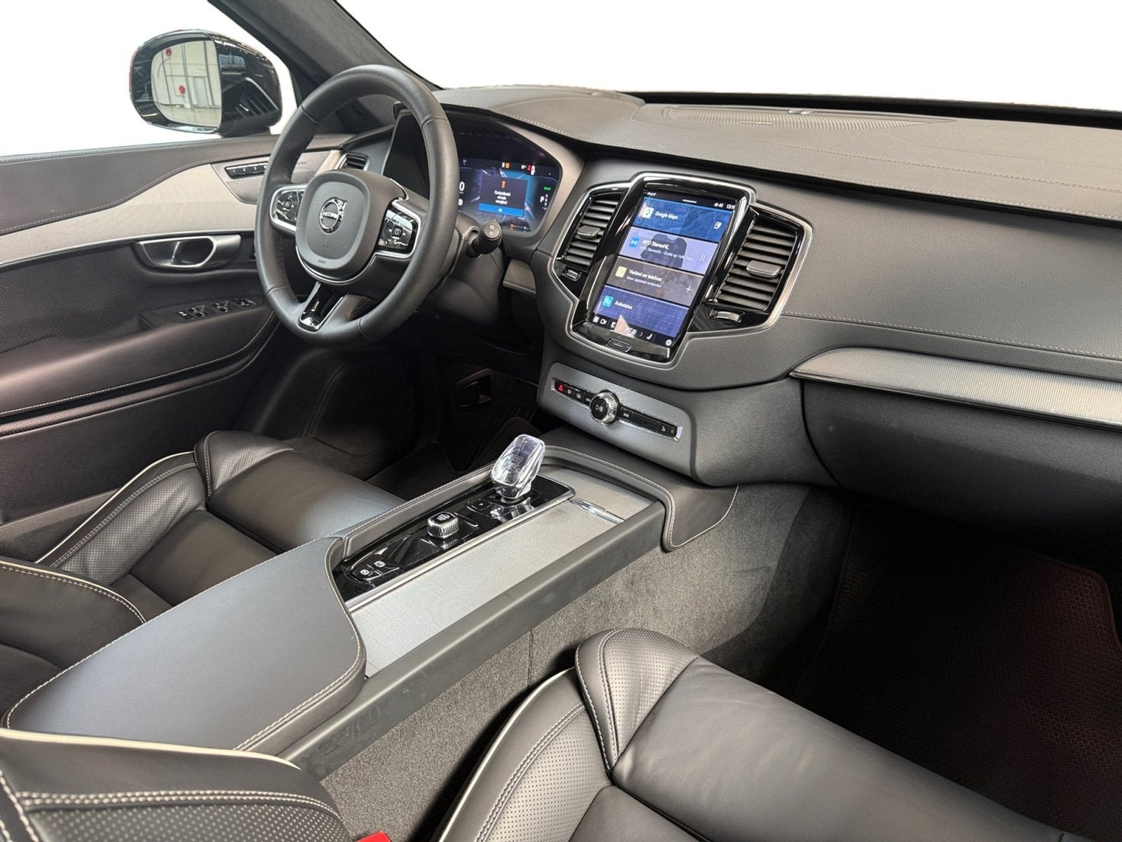 Volvo XC90 2.0 T8 Recharge AWD Ultimate Dark I 7-Zitter I Pa, Auto's, Volvo, Gebruikt, 4 cilinders, 1969 cc, 7 stoelen