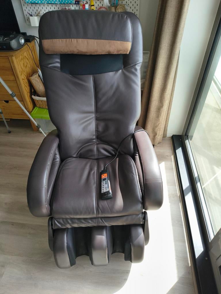 Dallas massagestoel, Ophalen, Zo goed als nieuw, Massagestoel of Kussen