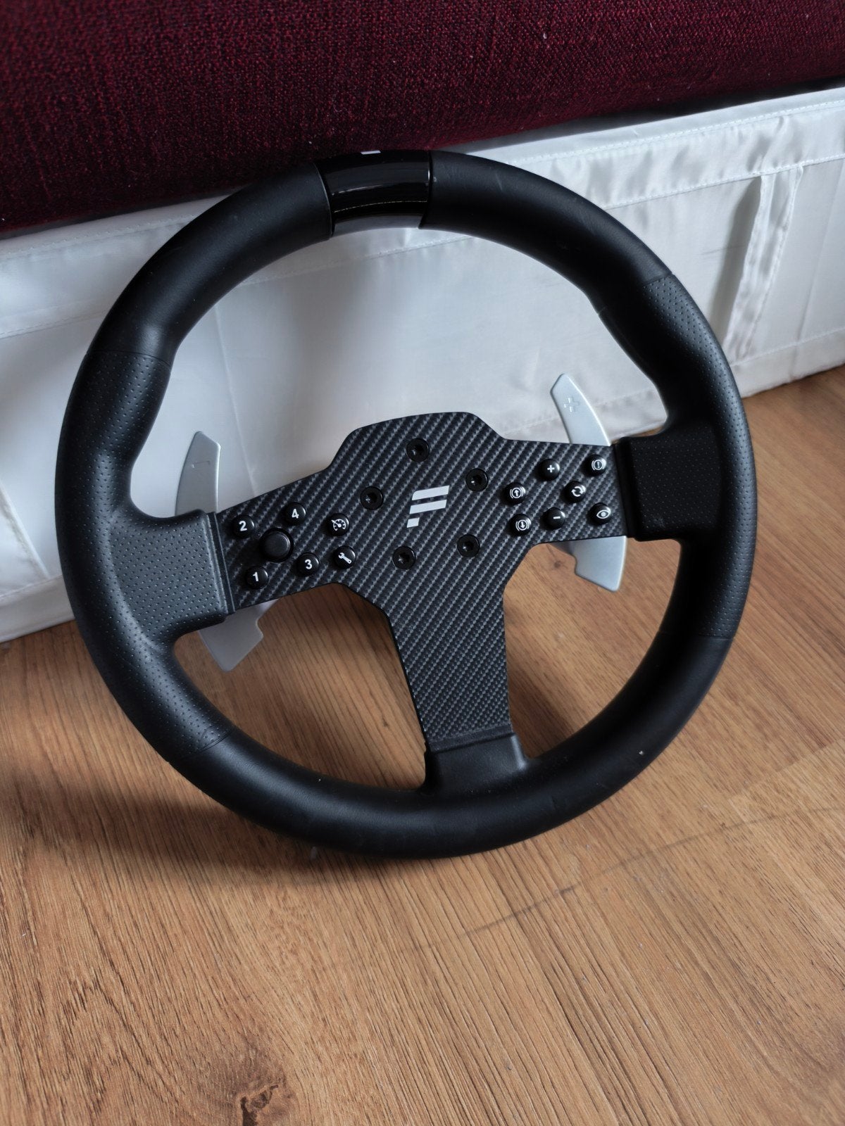 Fanatec round steering wheel with QR2, Ophalen