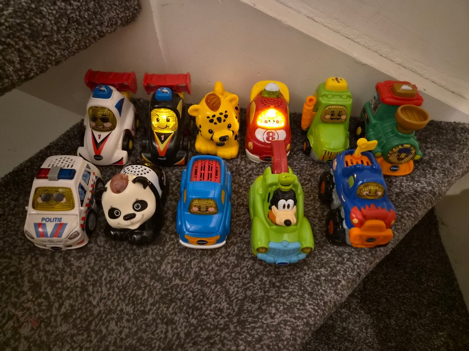 vtech zoefzoef, toet toet auto's, kinderspeelgoed, Ophalen, Gebruikt