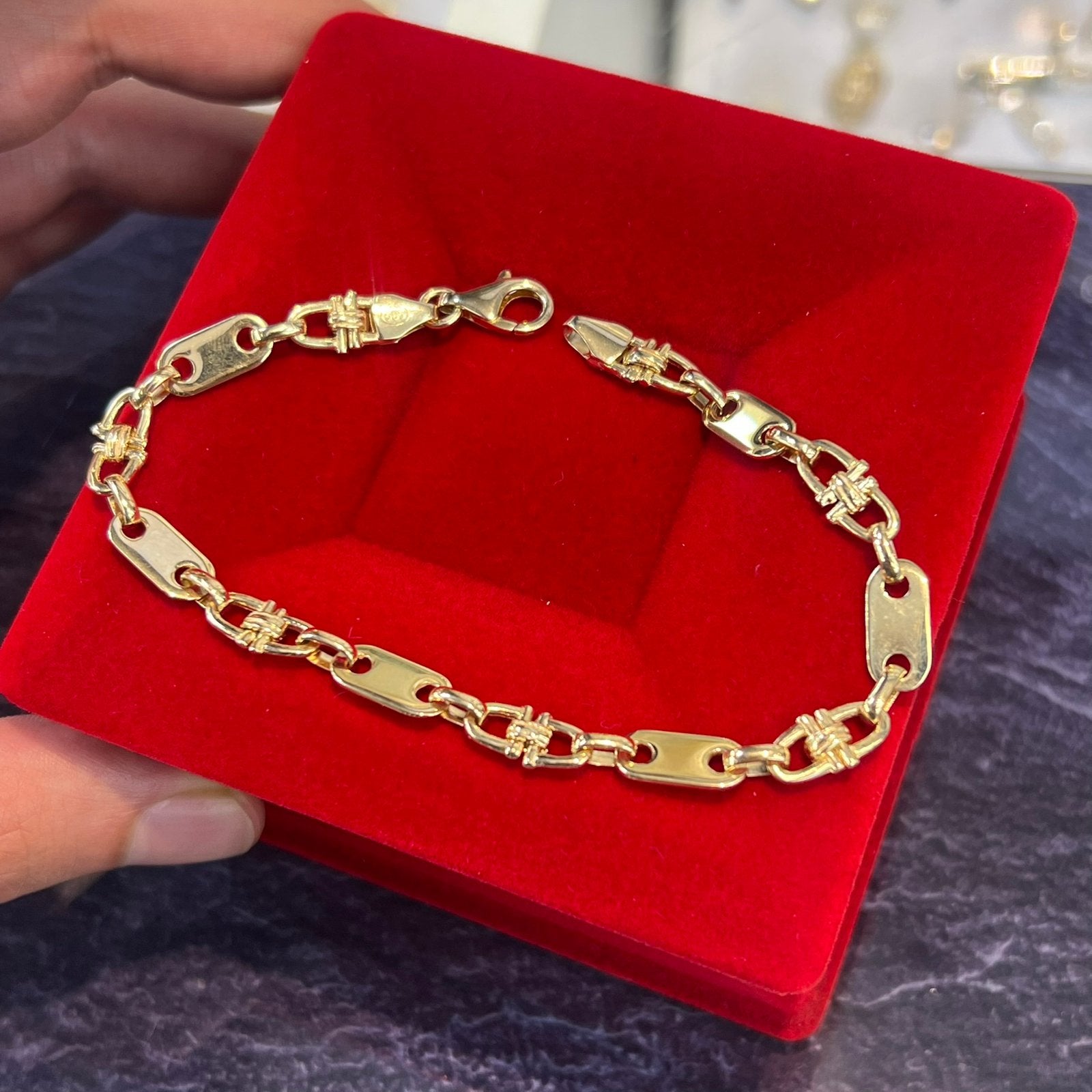 14k gouden armband massief flat magnum schakel, Ophalen of Verzenden, Zo goed als nieuw, Goud
