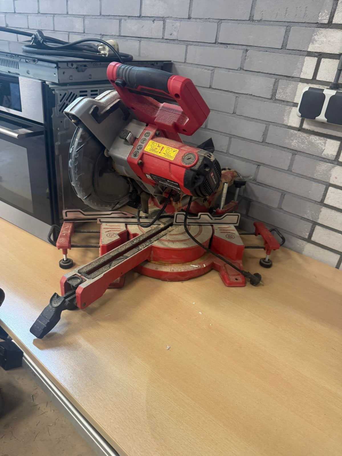 Einhell afkort-/verstekzaag met trekfunctie (schuifarm), Ophalen of Verzenden, Zo goed als nieuw