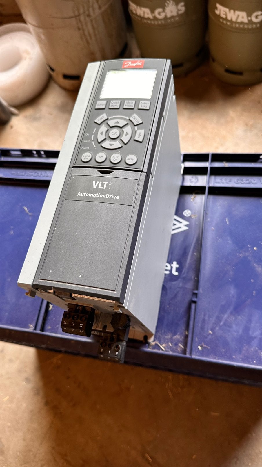 Danfoss vlt frequentie omvormer, Ophalen