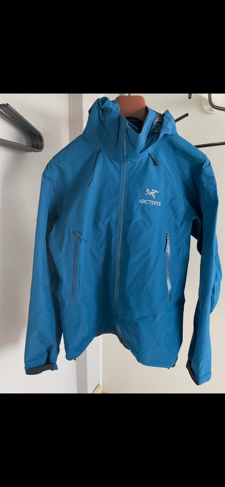 Arcteryx beta AR medium Goretex, Ophalen of Verzenden, Zo goed als nieuw, Maat 48/50 (M)