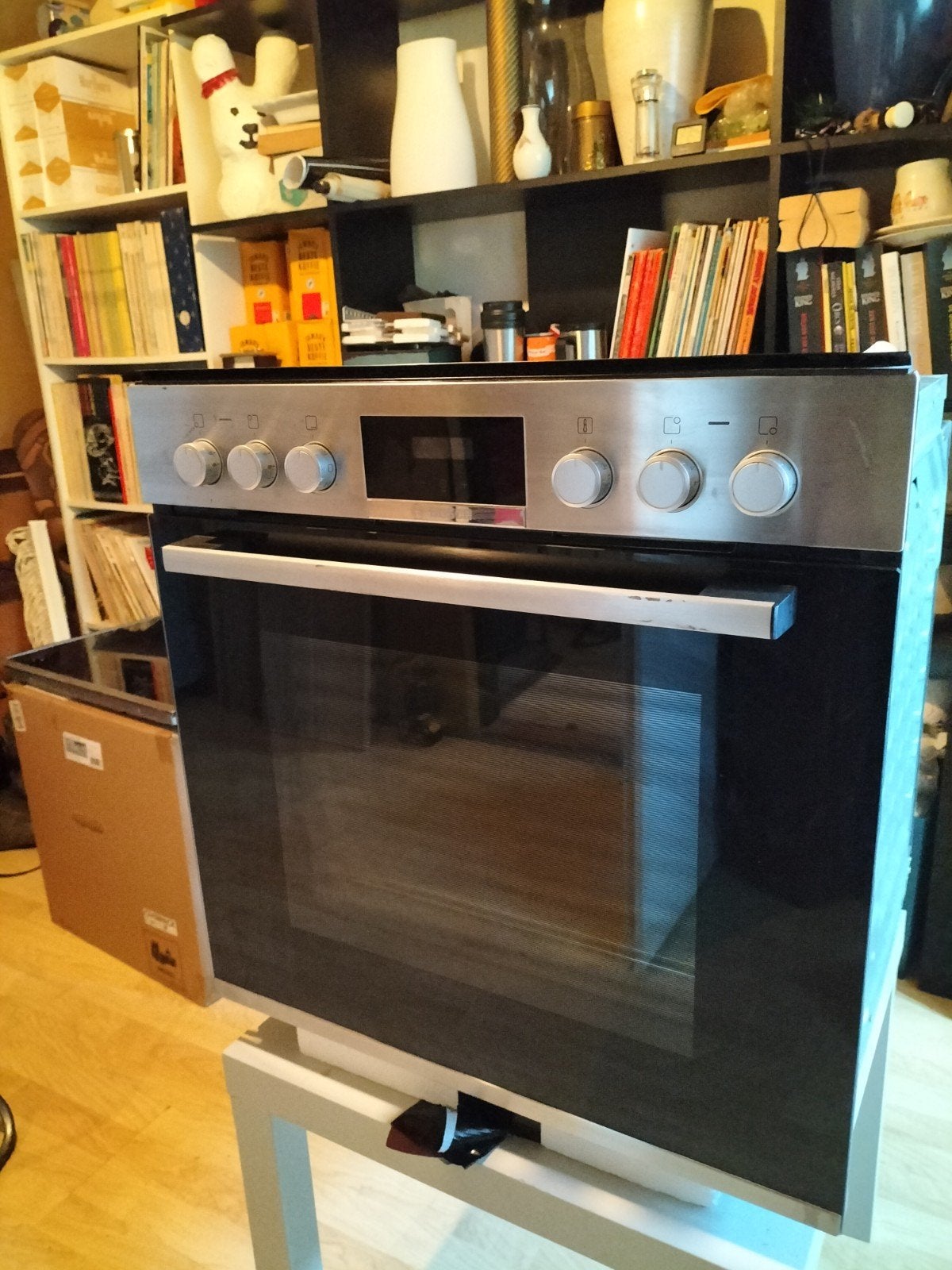 Bosch electrisch Fornuis met Keramische Kookplaat, Ophalen, 60 cm of meer, 4 kookzones, Zo goed als nieuw