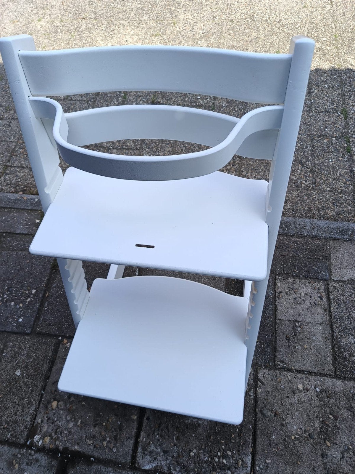 Tripp Trapp Stoel - Wit - Inclusief Baby Set, Ophalen of Verzenden, Gebruikt, Meegroeistoel, Gordel(s)