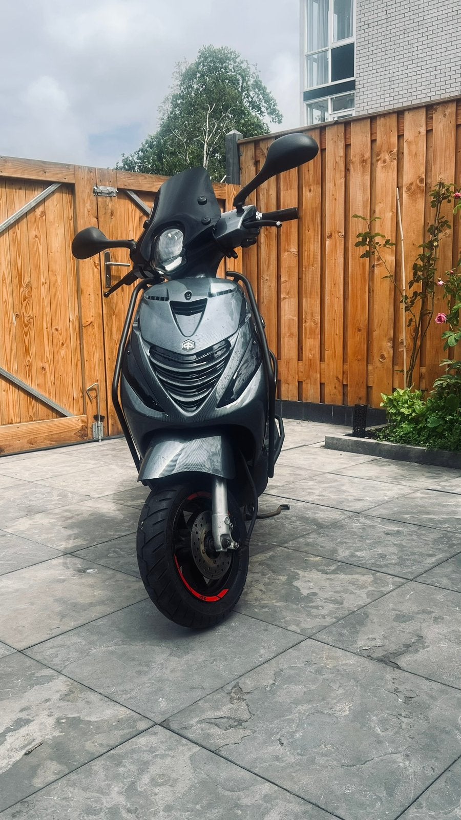Te koop piaggio zip 2016 4 takt Carbon full opties, Italie, O, Piaggio, Zip