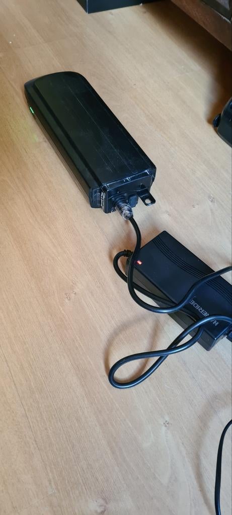 Gazelle gold batterij inclusief lader, Fietsen en Brommers, Fietsaccessoires | Fietsaccu's, Ophalen of Verzenden