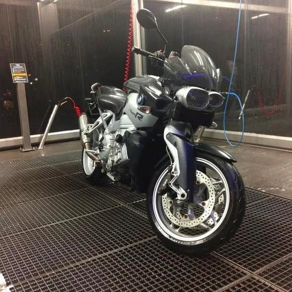 BMW K1200R Naked Bike - Tandwielen versleten!