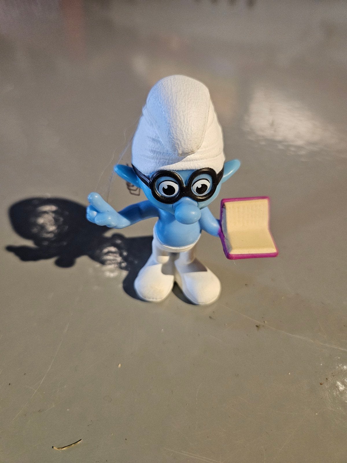 Brilsmurf met boekje - McDonald's 2012, Ophalen of Verzenden