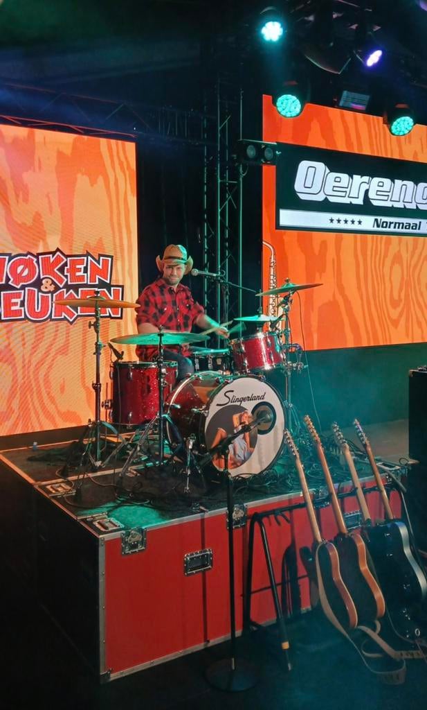 DRUMPODIUM / DRUM FLIGHTCASE van NORMAAL ORIGINEEL !!!!!, Muziek en Instrumenten, Ophalen, Zo goed als nieuw, Overige instrumenten