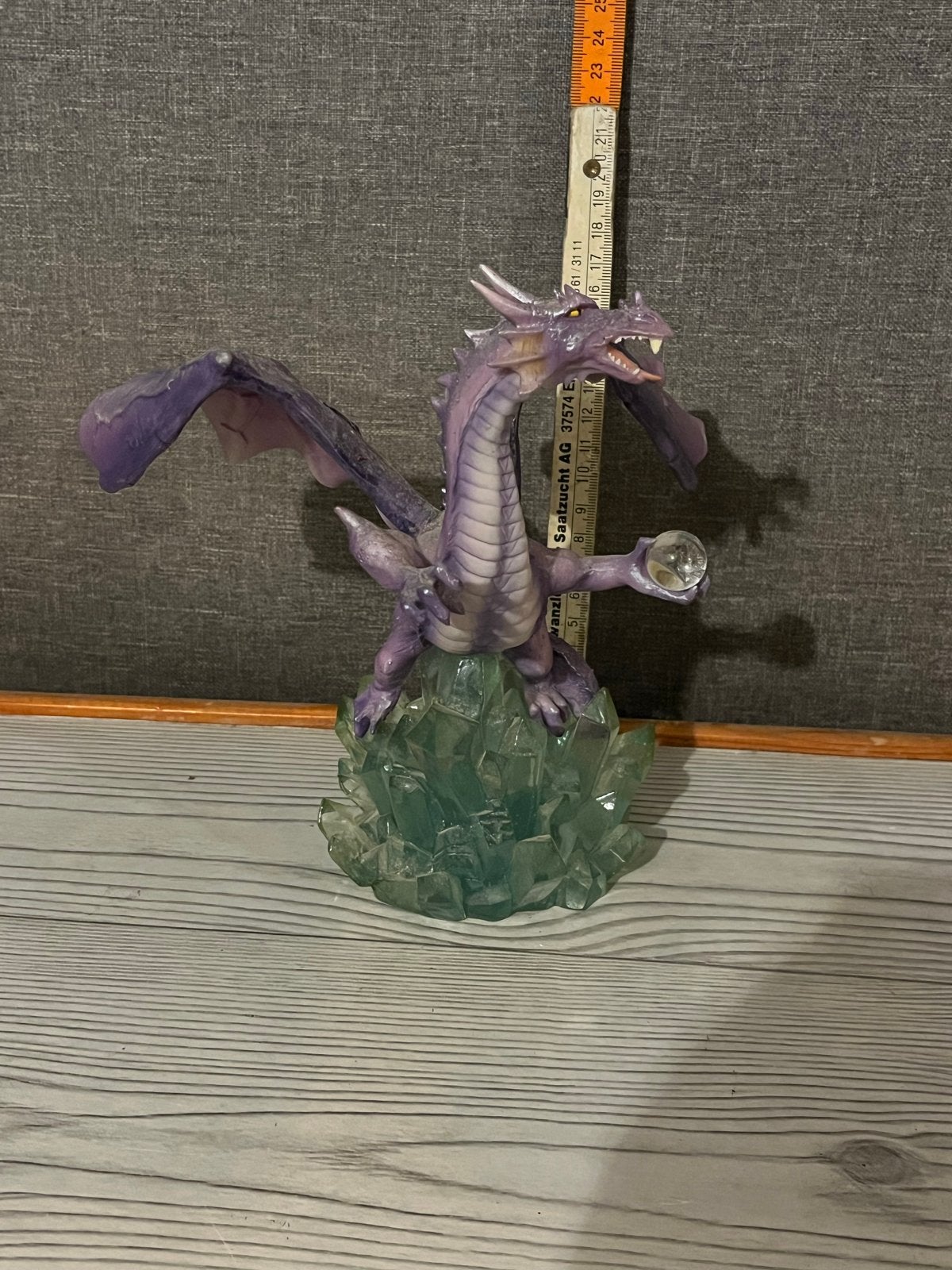 Paarse Draak Beeldje op Kristallen Sokkel, Ophalen, Zo goed als nieuw, Fantasy