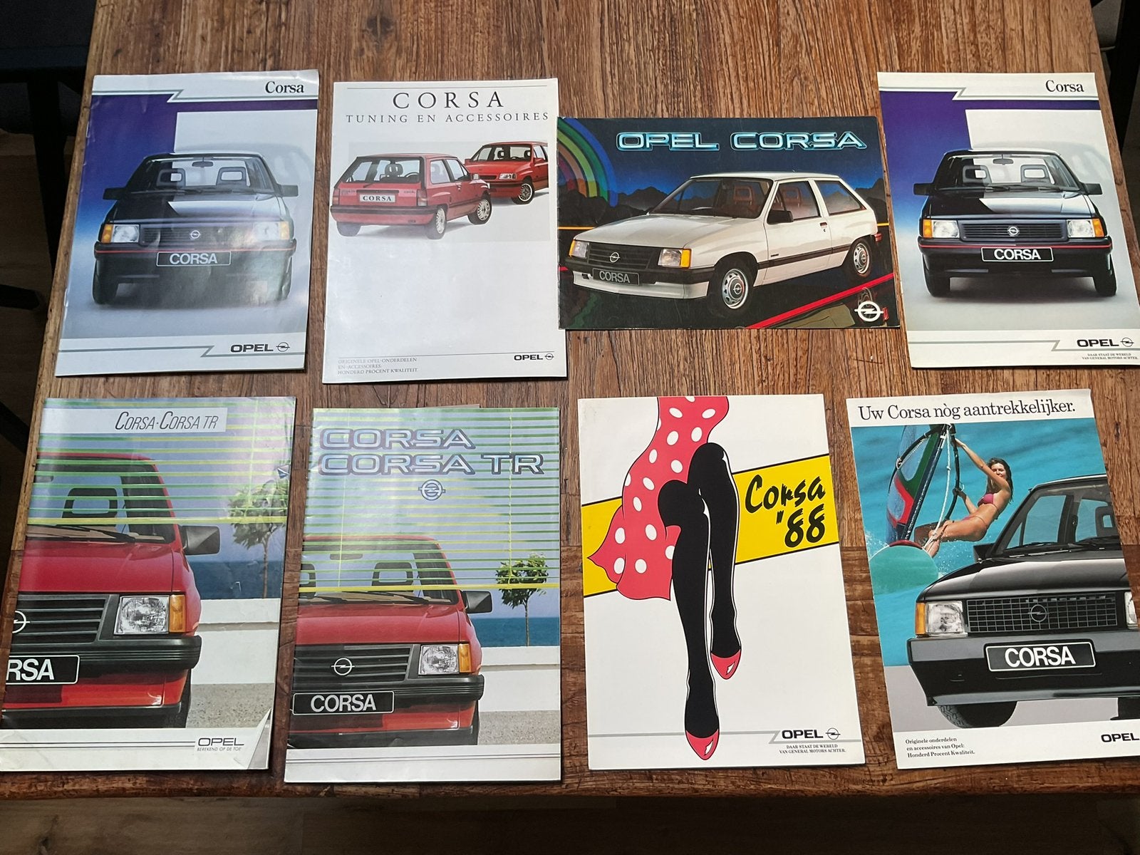 Opel Corsa folder 1983-1988.     8 stuks, Ophalen of Verzenden, Zo goed als nieuw, Opel