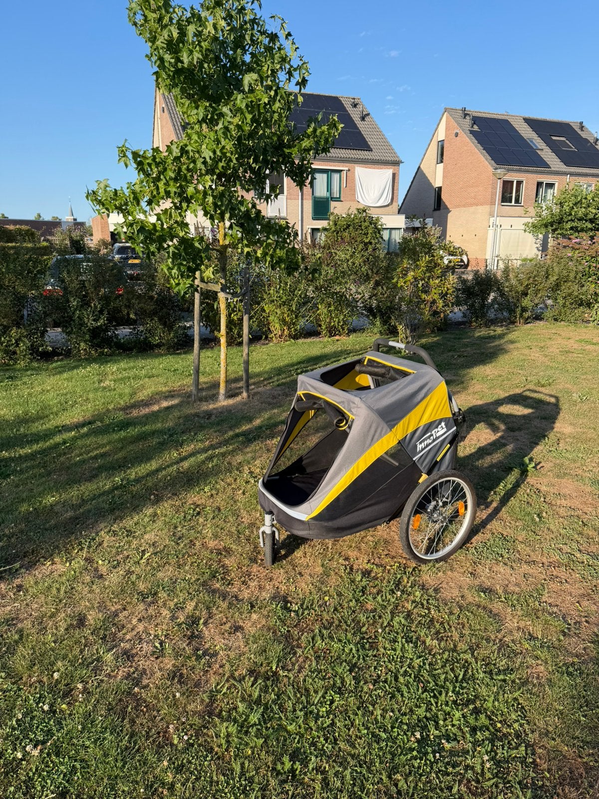 Mooie en goed onderhouden InnoPet hondenfietskar/jogger., Ophalen, Opvouwbaar, Zo goed als nieuw, Hondenkar