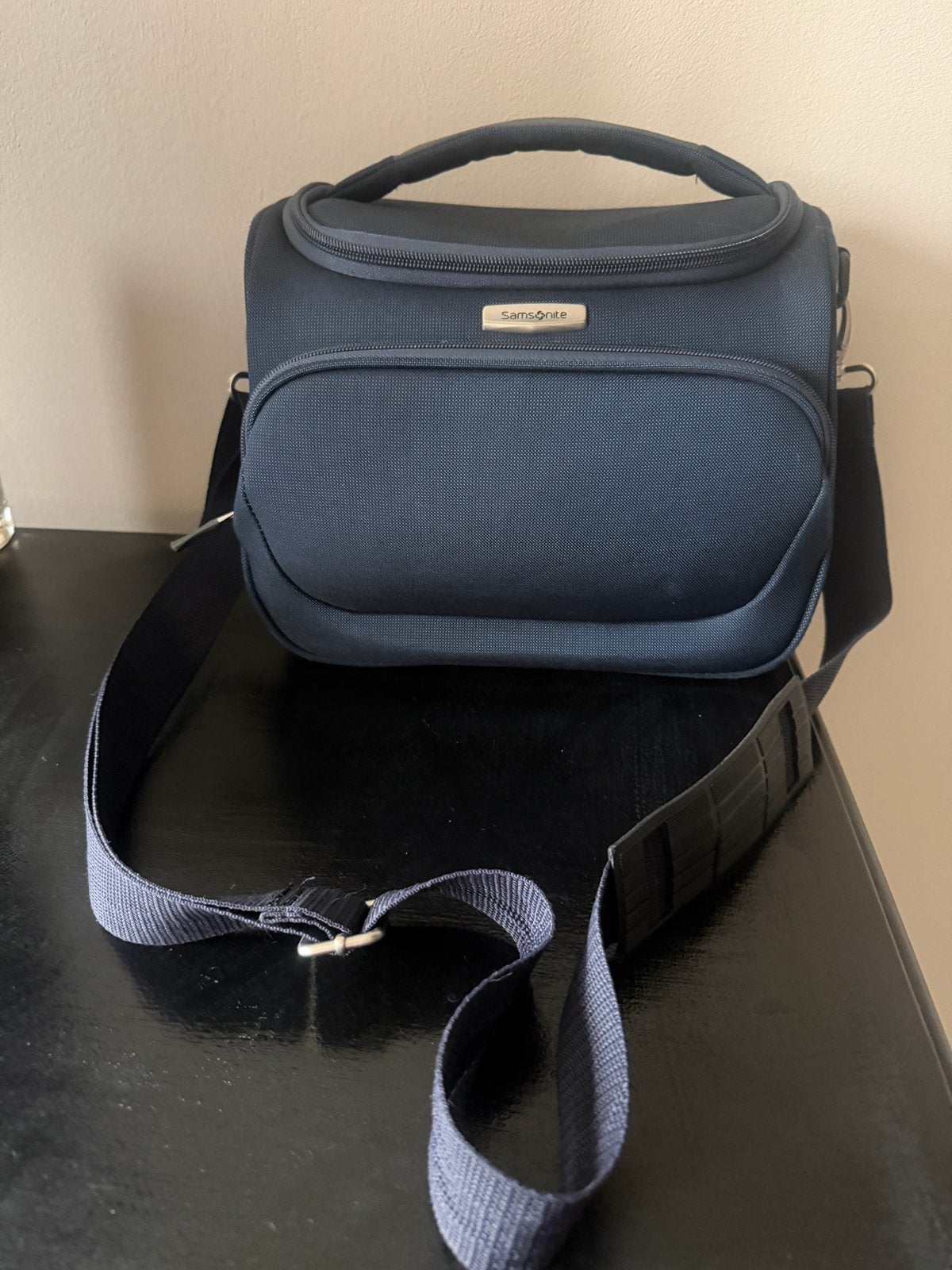 Samsonite Beautycase donkerblauw klm, Sieraden, Tassen en Uiterlijk, Tassen | Schoudertassen, Ophalen, Zo goed als nieuw, Blauw