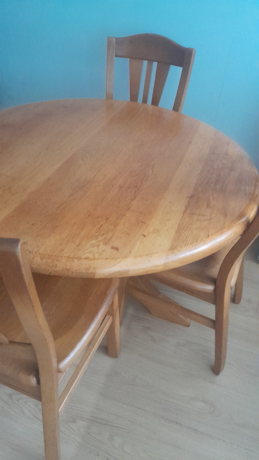 Gebruikte ronde eettafel met 4 stoelen, Gebruikt, Rond, Ophalen of Verzenden, Vier personen