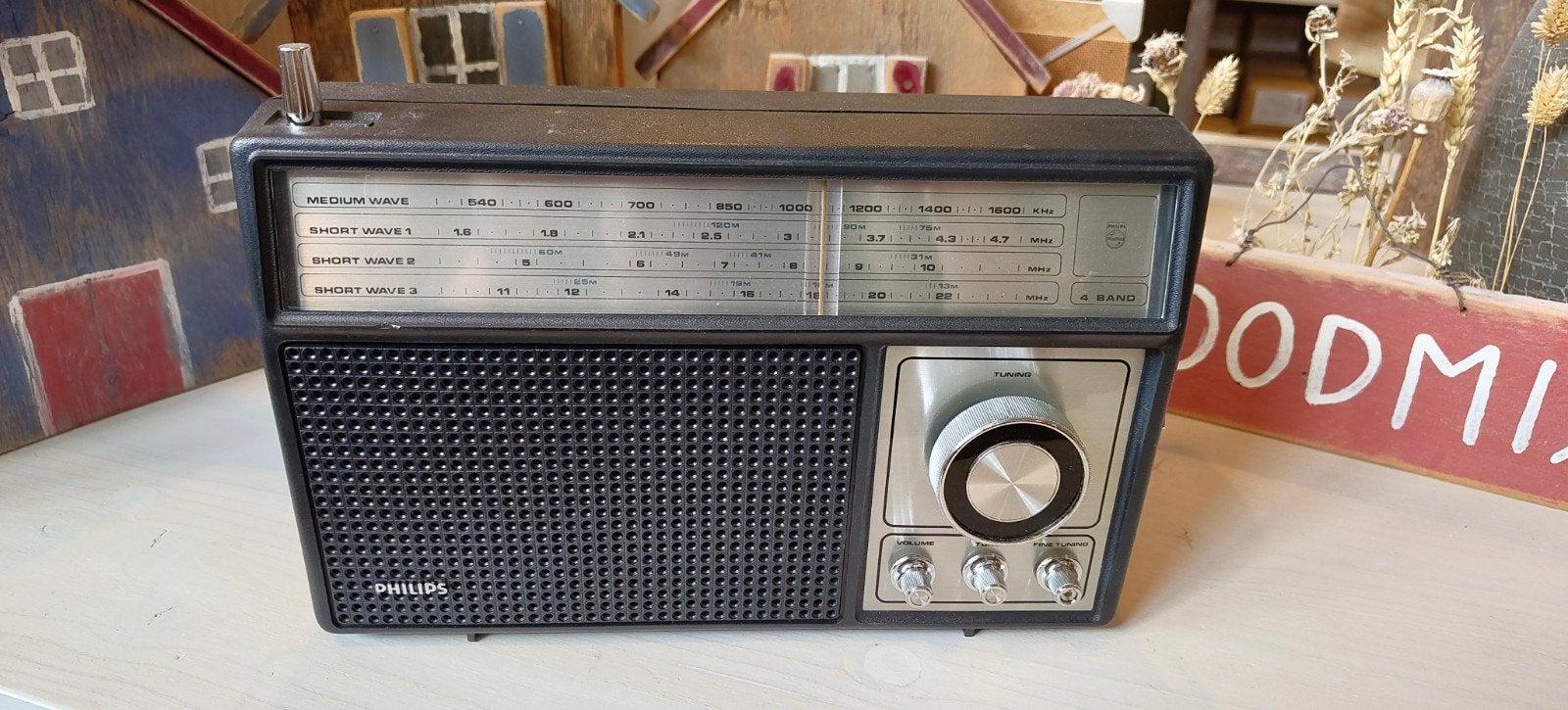 Vintage Philips Transistorradio - 4 Band Ontvanger, Ophalen, Gebruikt