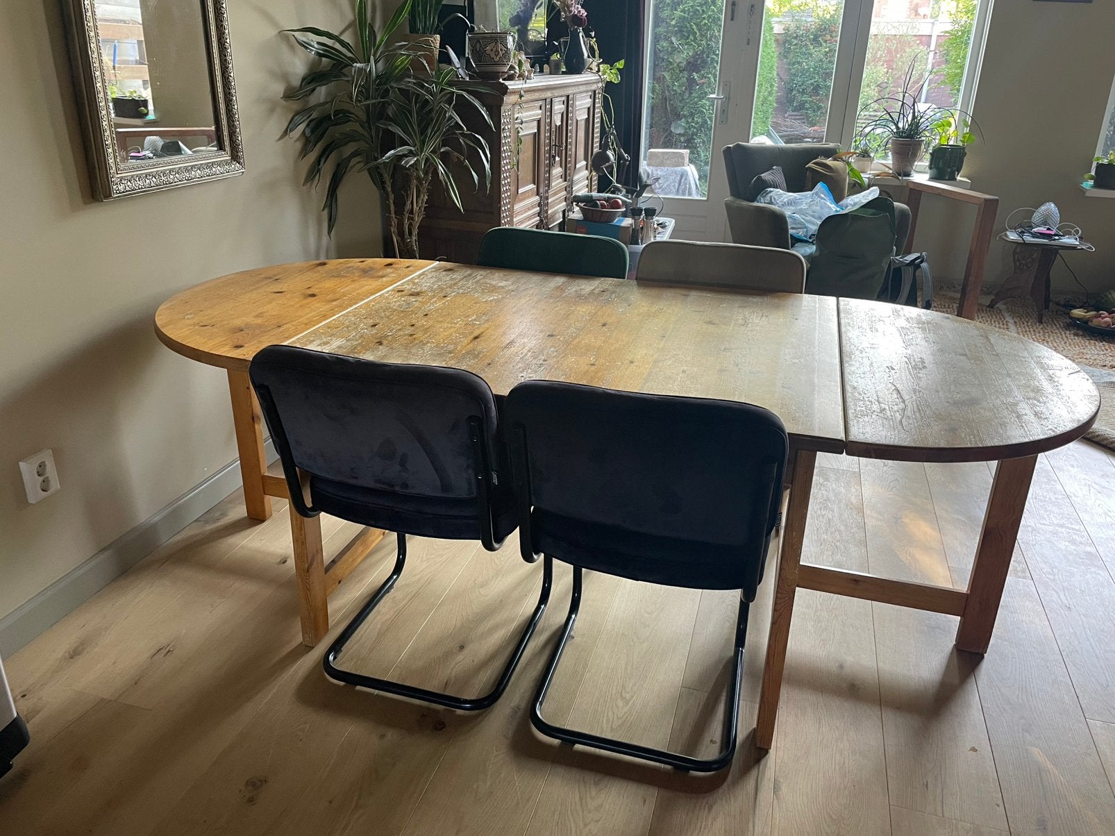 Uitklapbare, ovale, stevige grenen tafel, Huis en Inrichting, Tafels | Eettafels, Ophalen, Gebruikt, 200 cm of meer, 50 tot 100 cm