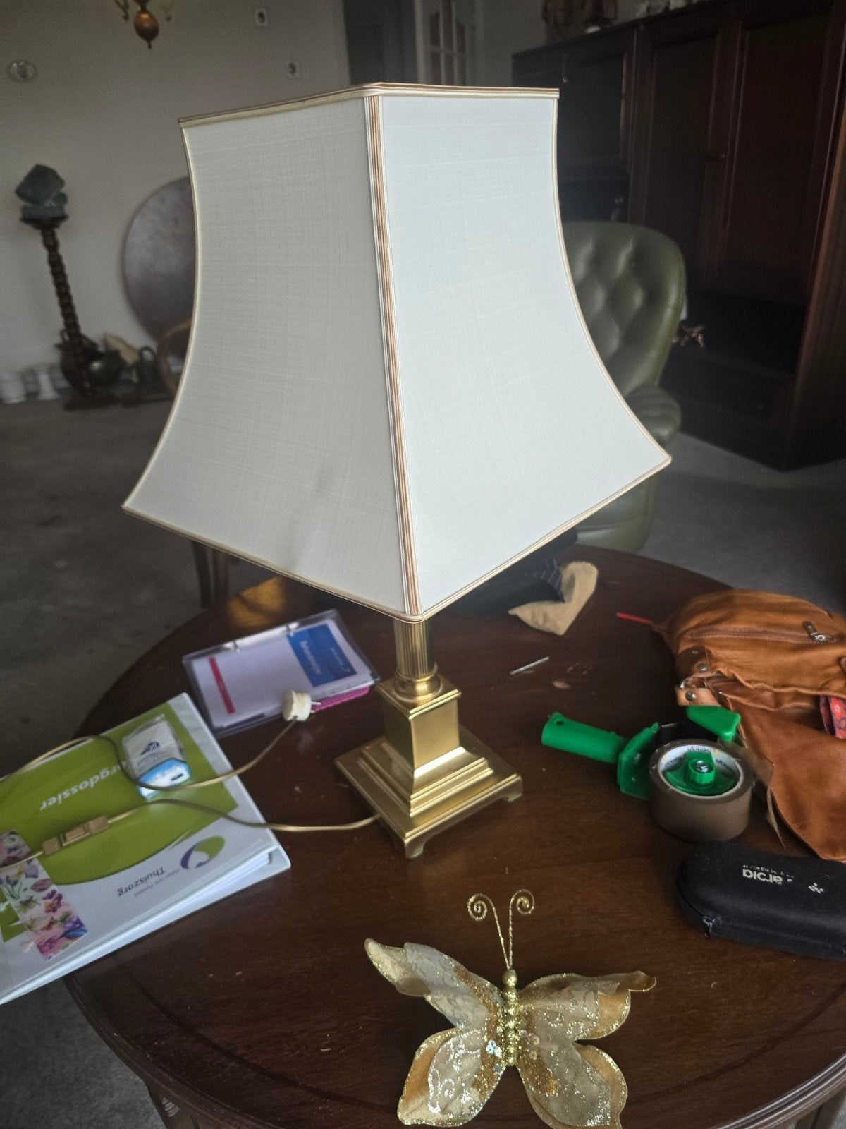 Messing tafellamp en 3 bijbehorende muurlampen., Ophalen