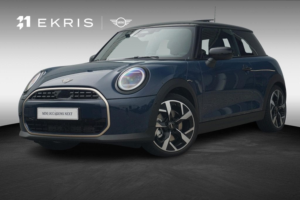 MINI 3-Deurs Cooper C / Favoured Uitvoering / Pakket M / 18', Auto's, Mini, Bedrijf, Te koop, Cooper, ABS, Achteruitrijcamera