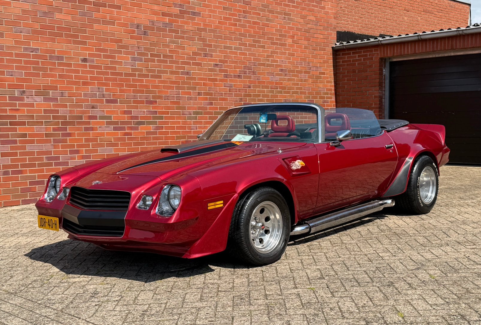 Chevrolet Camaro Z28 Cabrio 5.7 V8 1979 Rood, Auto's, Oldtimers, Automaat, Achterwielaandrijving, Zwart, 4 stoelen