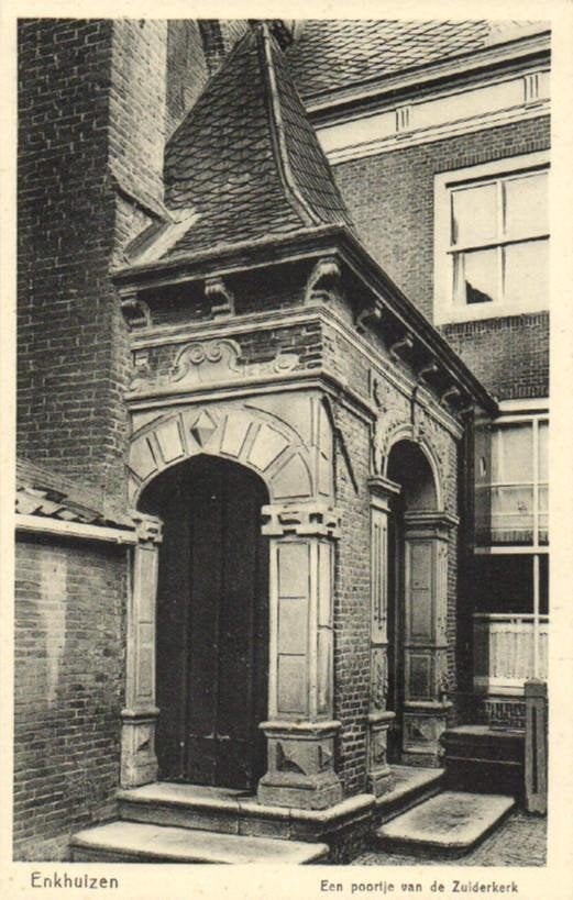 Enkhuizen - Een poortje van de Zuiderkerk - ongelopen, Ophalen of Verzenden, 1920 tot 1940, Ongelopen, Noord-Holland