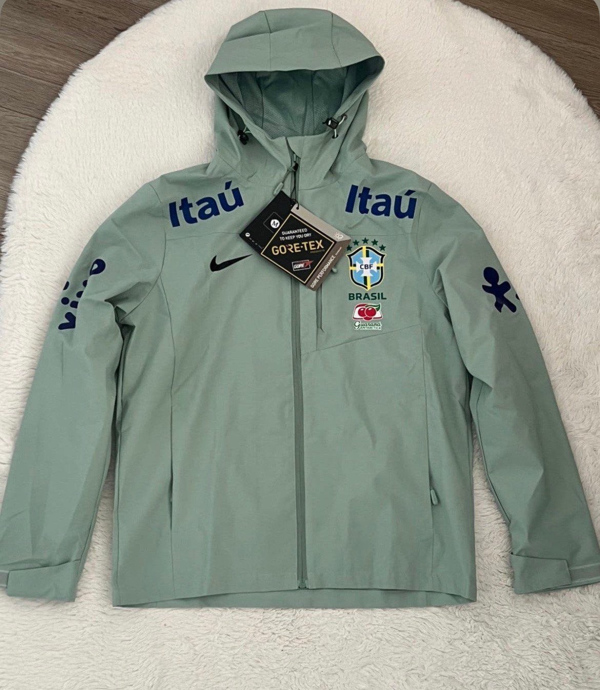 Brazilloe vest, Ophalen of Verzenden, Zo goed als nieuw