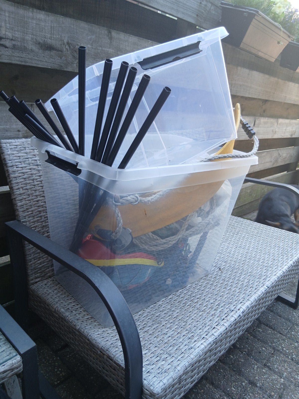 Transparante opbergbox met diverse spullen, GRATIS, Ophalen, Gebruikt