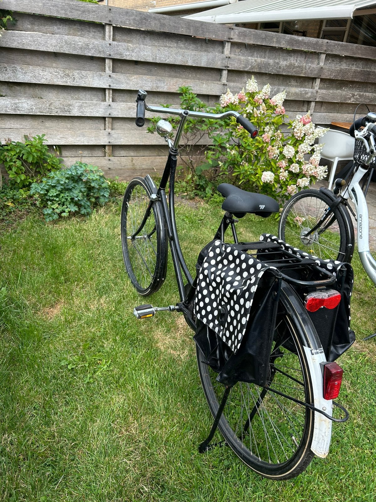 Oma fiets zwart, Ophalen, Gebruikt, Terugtraprem