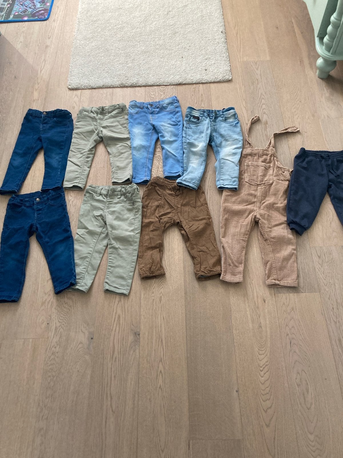Kledingpakket 8 broeken maat 86 Hema Koko Noko H&M, Ophalen of Verzenden, Gebruikt, Jongetje of Meisje, Setje