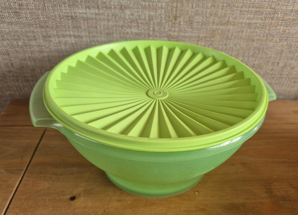 Tupperware Servalier Zonnekom met sterdeksel Ø25cm Groen, Huis en Inrichting, Keuken | Tupperware, Ophalen of Verzenden, Zo goed als nieuw