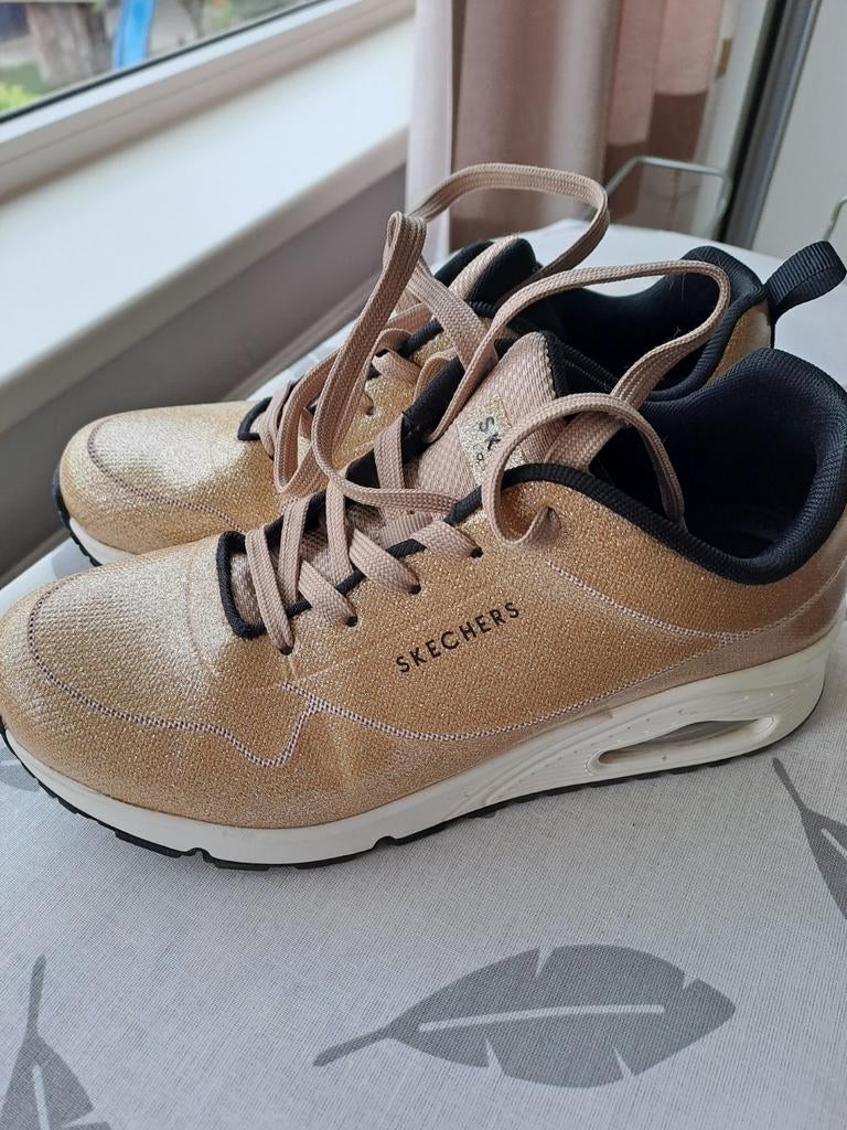 SKETCHERS dames sneaker goud mt 38 ZGAN, Ophalen of Verzenden, Zo goed als nieuw, Overige kleuren, Sneakers of Gympen