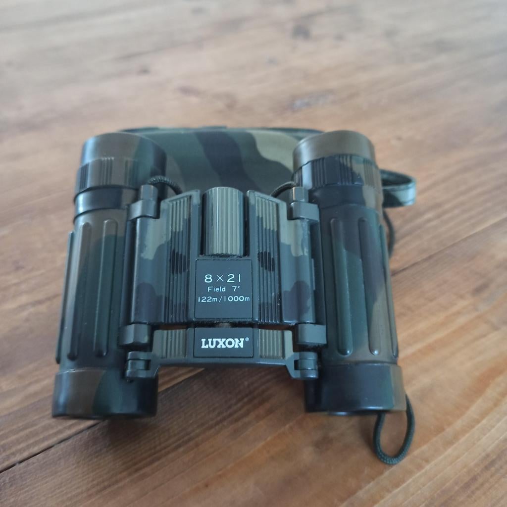 Luxon 8x21 Camouflage Verrekijker met Hoes, Gebruikt, Ophalen of Verzenden, Met hoes of tas, Dakkant (recht)