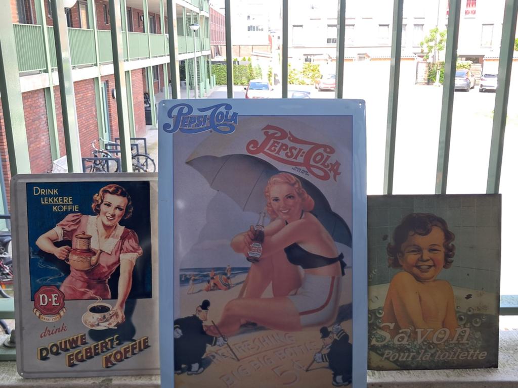 Drie leuke retro Reclameborden, Antiek en Kunst, Curiosa en Brocante, Ophalen of Verzenden